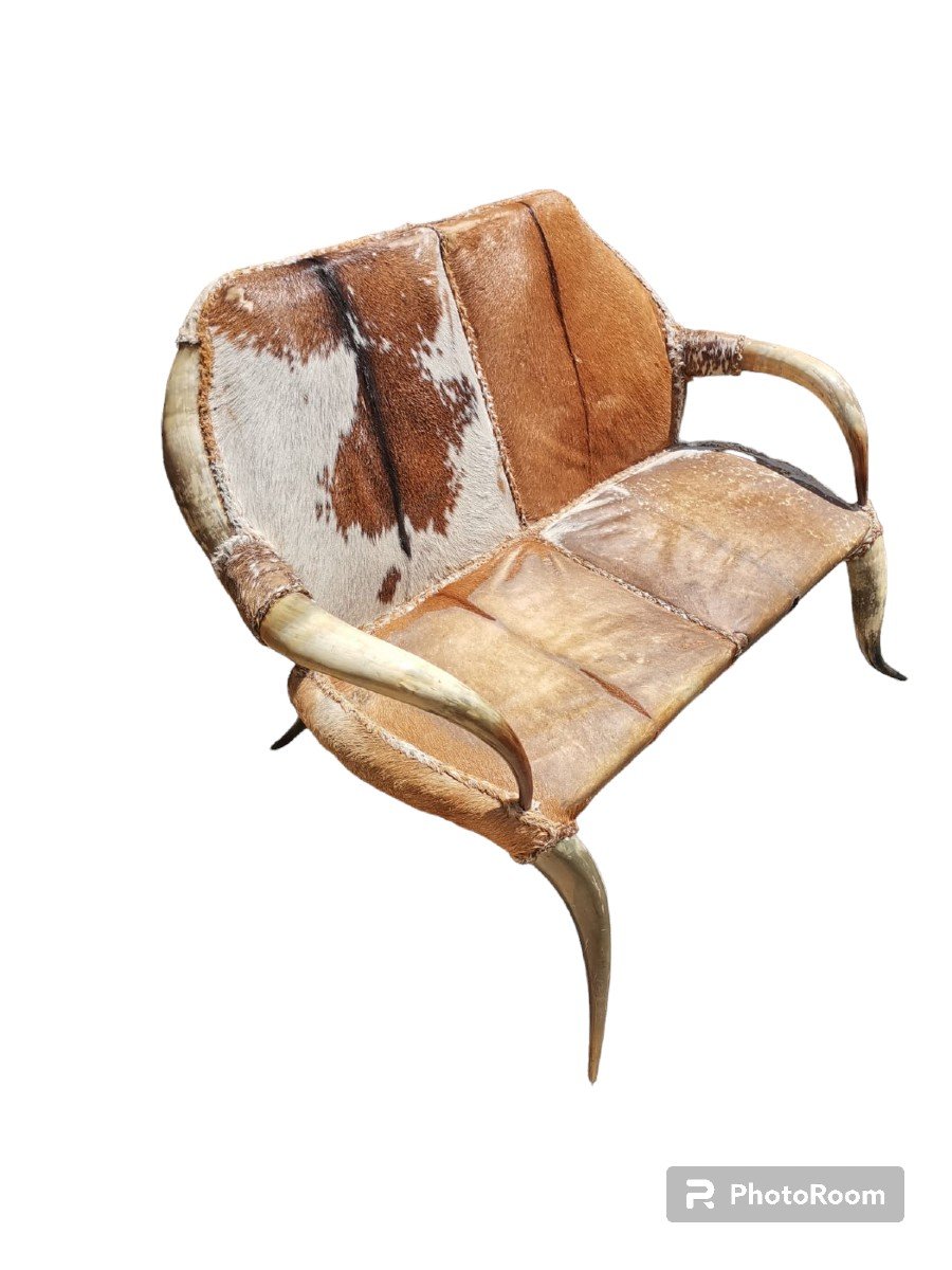 Set Of Six Armchairs And A Bench In Buffalo Horns And Designer Skin-photo-4