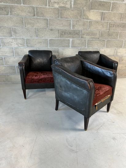 Suite De Trois Fauteuil Club En Cuir Circa 1900/1930-photo-2