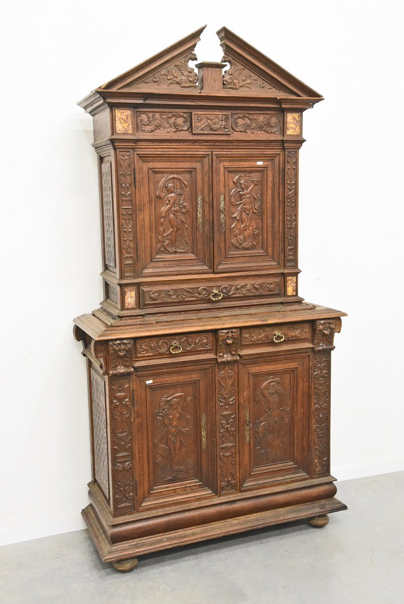 Buffet XIX Eme Renaissance Style In Carved  Oak