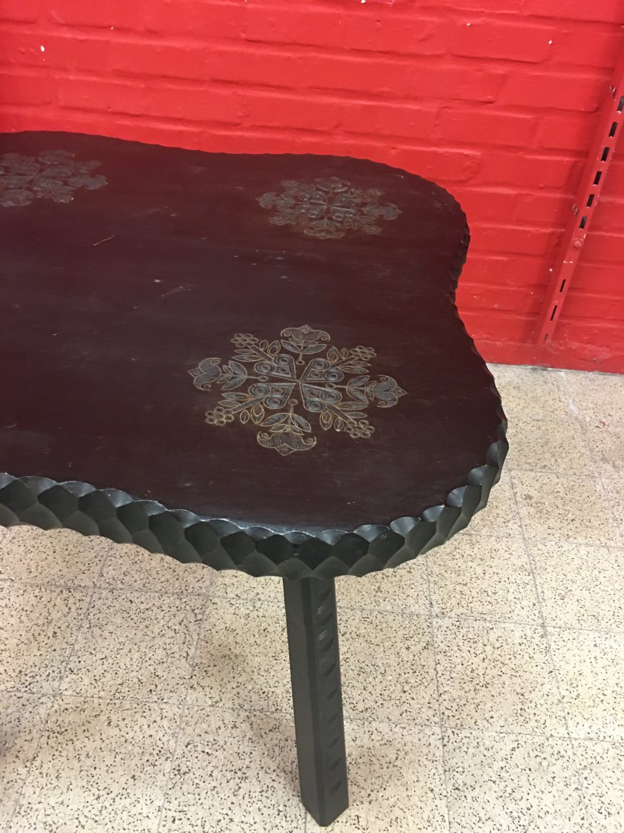 Grand Gueridon E Ses 4 Organic Stools In Blackened Wood, Carved Decor Circa 1950/1960-photo-3