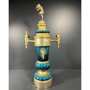 Ancienne Pompe A Bière En Céramique Et Bronze, Décor De Faune , Circa 1900