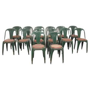 Importante Suite De 14 Chaises Industrielles  De Marque Fibrocit Circa 1930/1950