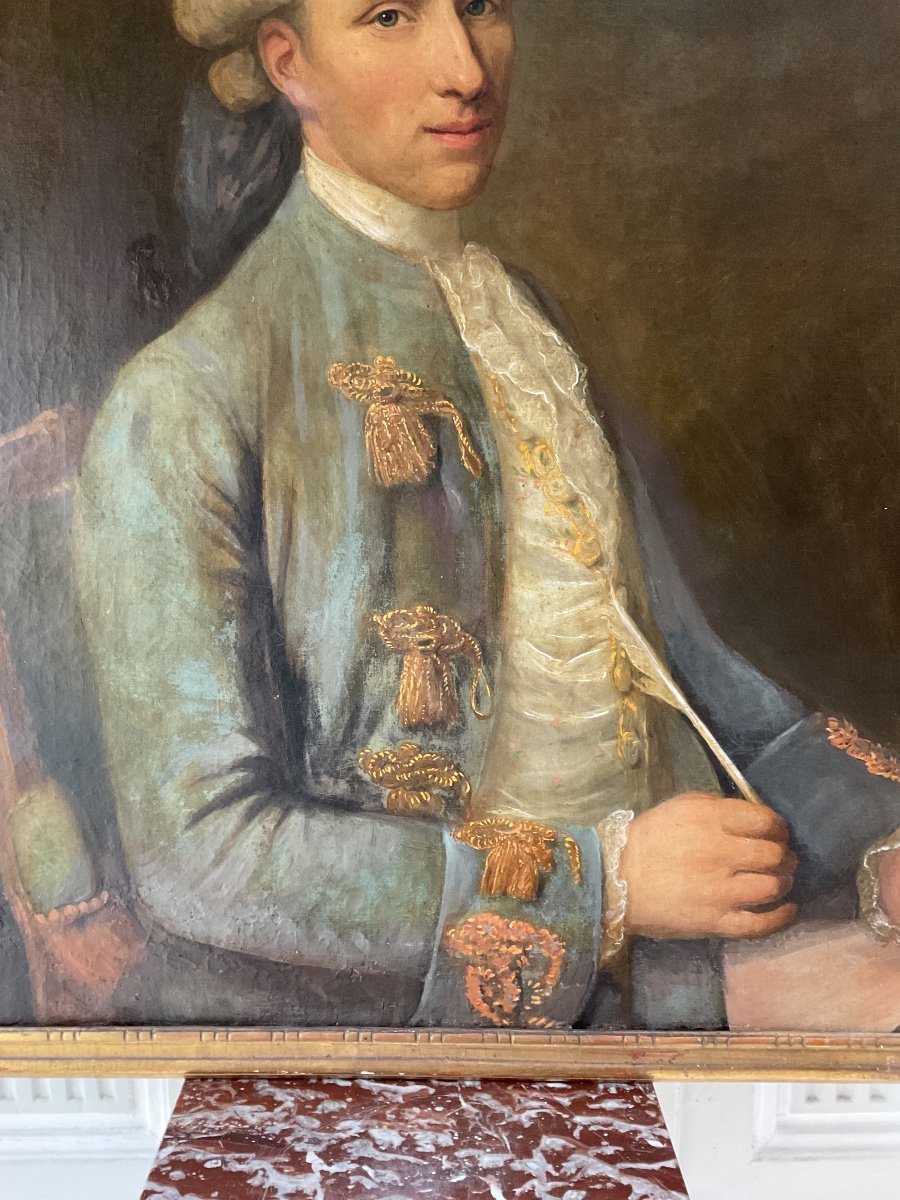 école Française Du XVIIIe Siècle Portrait D’homme à La Plume . Huile Sur Toile.-photo-6