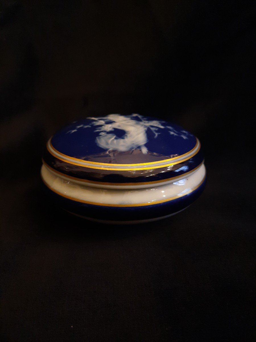 Limoges Porcelain Box (20th Century)-photo-3