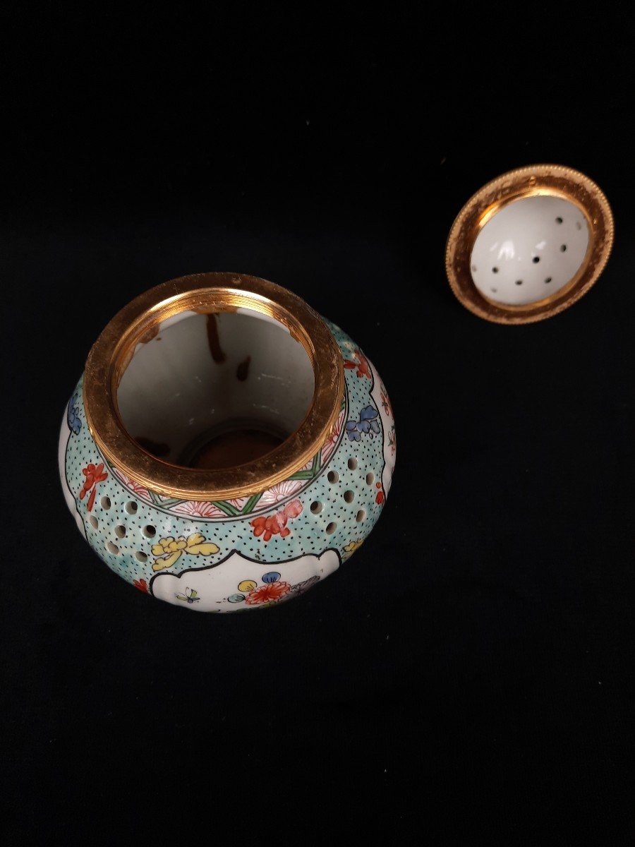 Porcelain Incense Burner -photo-4