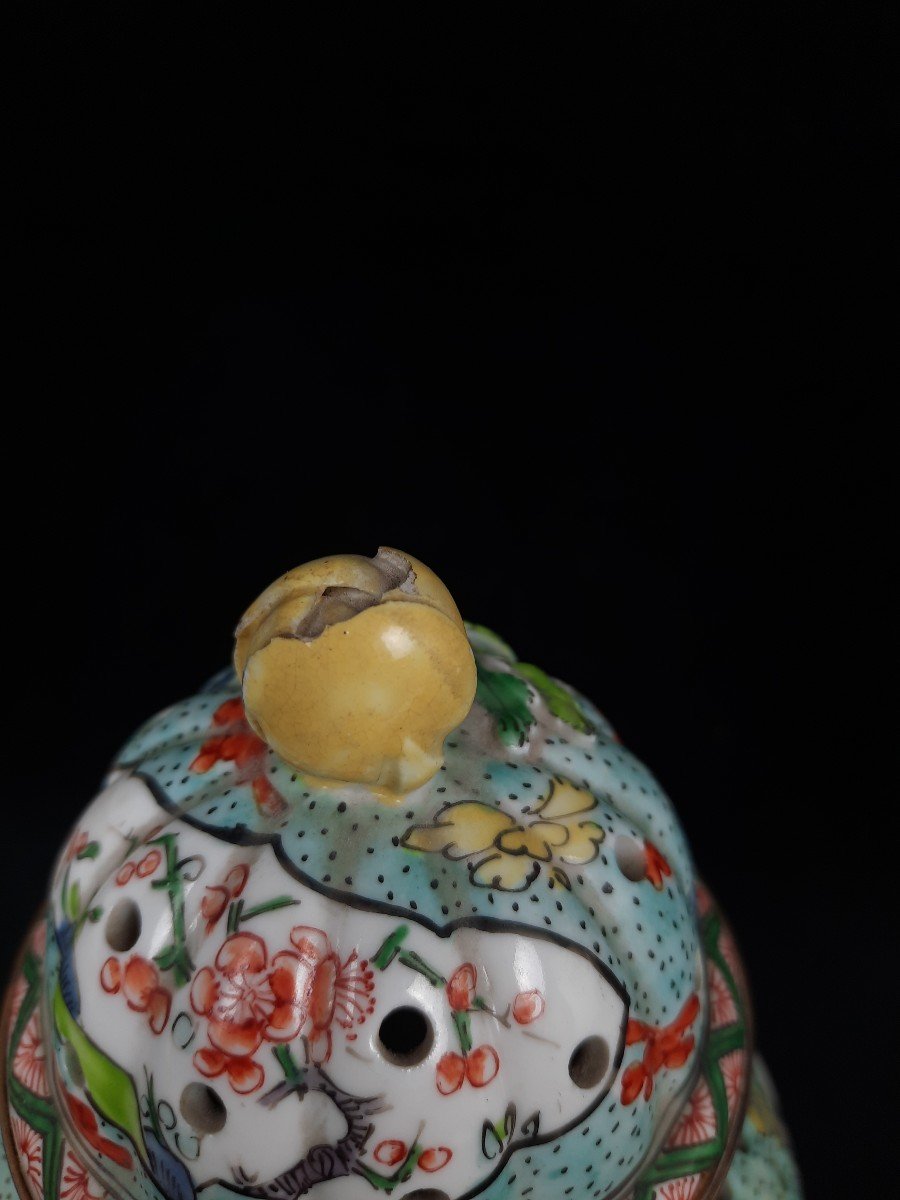 Porcelain Incense Burner -photo-1