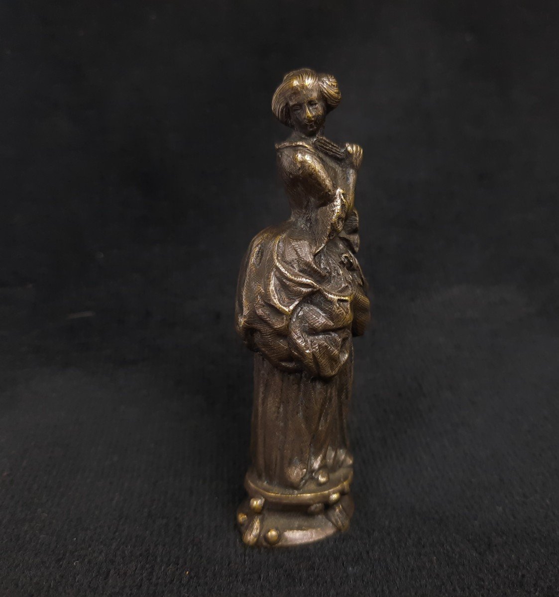 Petit Bronze / Cachet Femme (xixe Siècle)