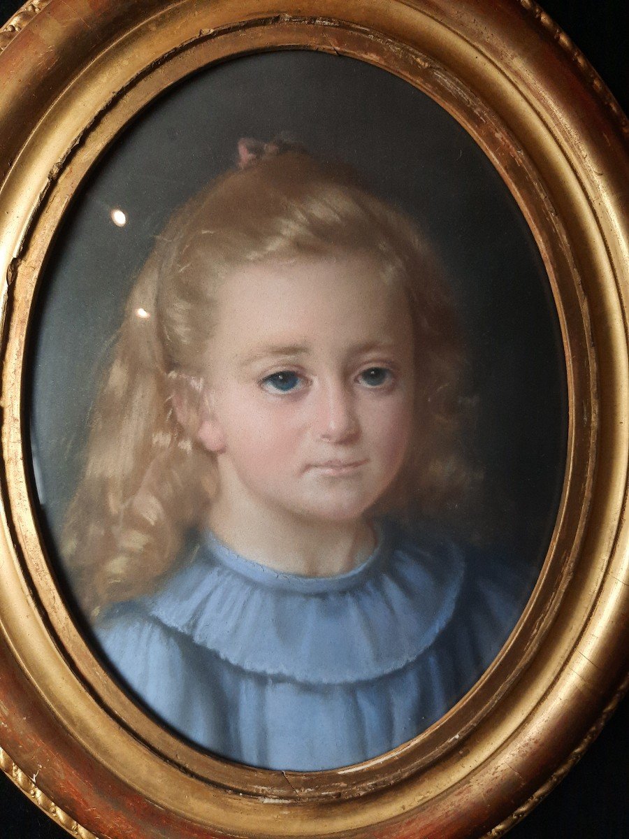 Pastel Of A Portrait Of A Young Girl (19th Century)