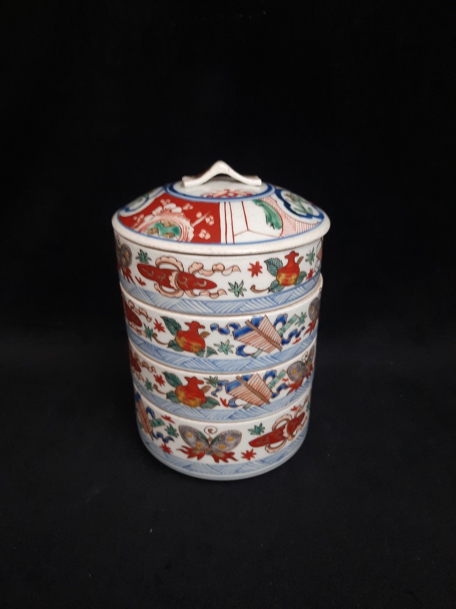 Imari Porcelain Jūbako - Japan (20th Century)-photo-2