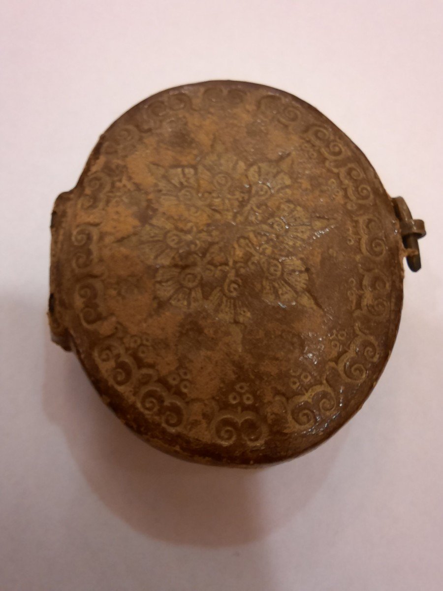 Miniature In Its Leather Case (18th Century)-photo-2