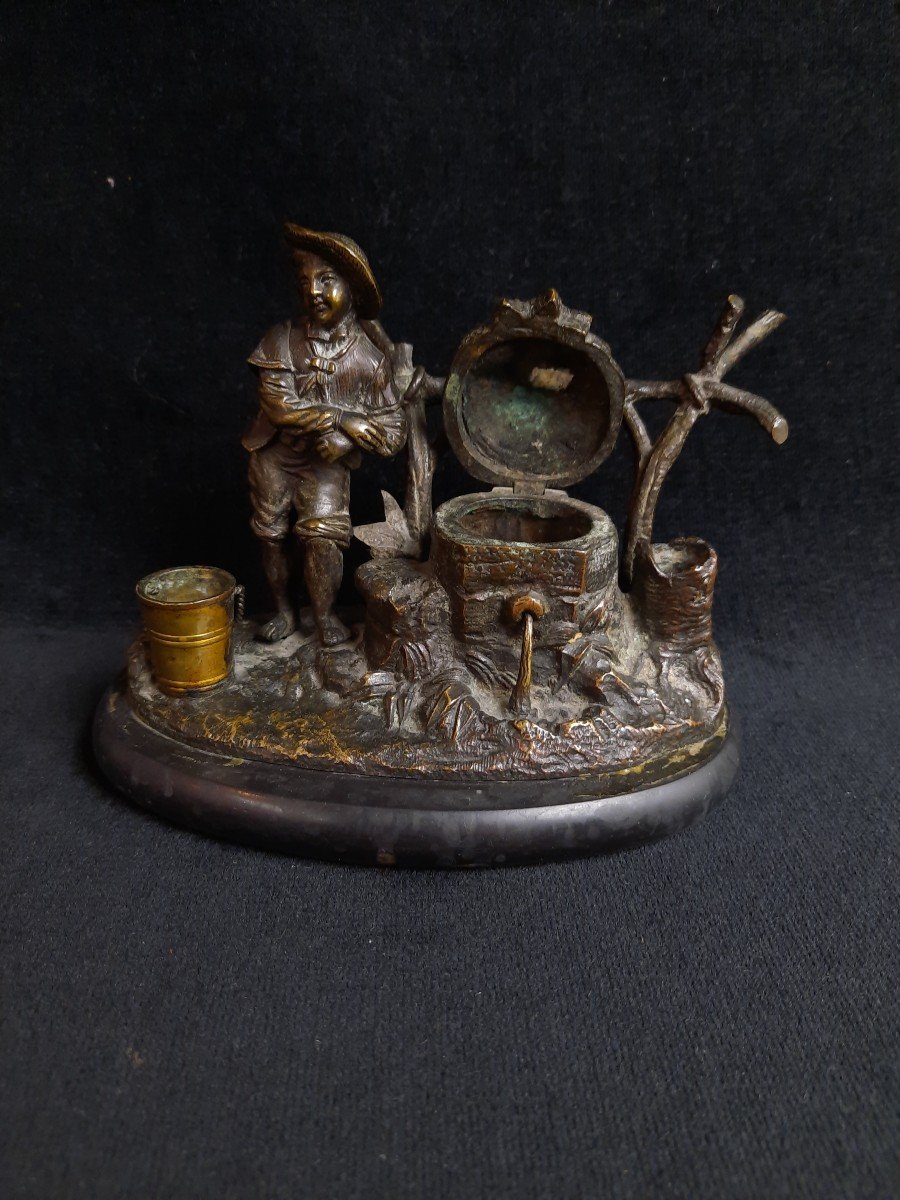 Small Bronze Inkwell (19th Century)-photo-2