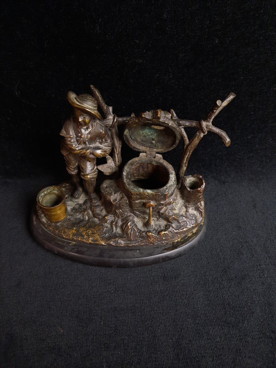 Small Bronze Inkwell (19th Century)-photo-3