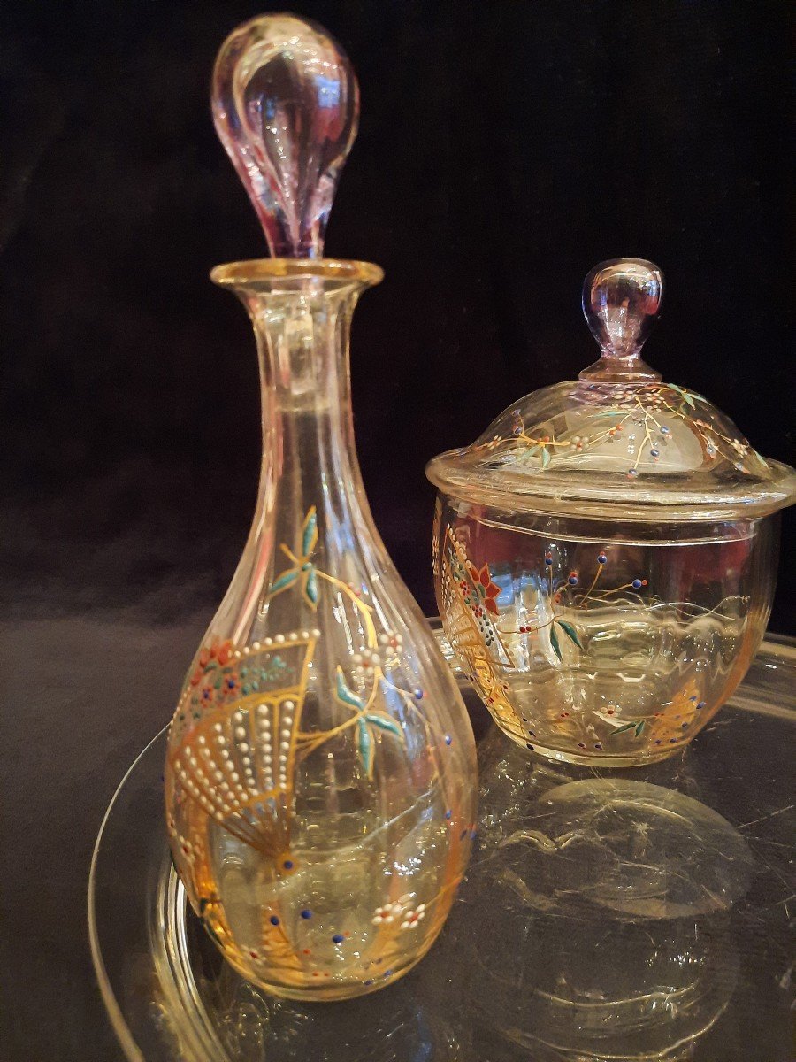 Set Of 3 Pieces (bottle, Carafe, Candy Box) In Glass On A Tray-photo-3