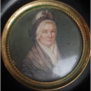 Oval Miniature - Portrait Of A Woman (19th Century)