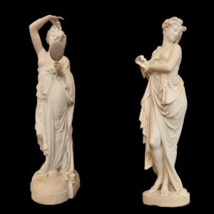 Pair Of Marble Sculptures Of Nymphs - Carrier B (19th Century)