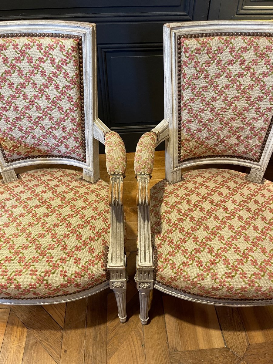 Pair Of Louis XVI Style Cabriolet Armchairs-photo-6