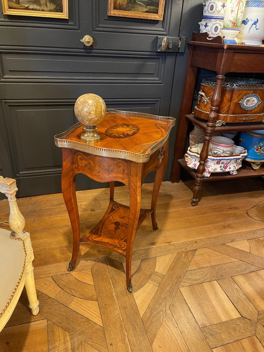 Marquetry Table With Floral Decor-photo-4