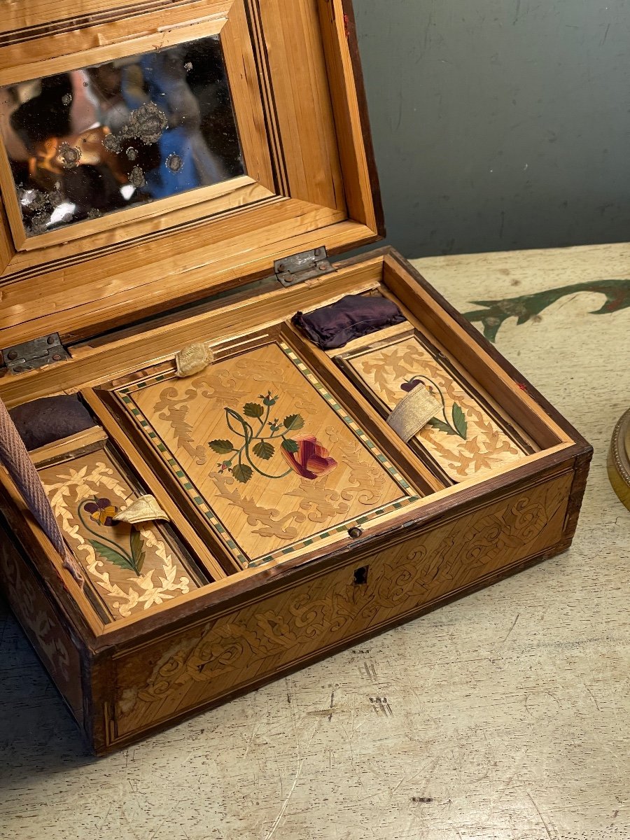 Sewing Box In Straw Marquetry-photo-4