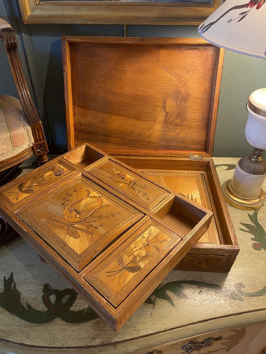 Large Straw Marquetry Box -photo-1