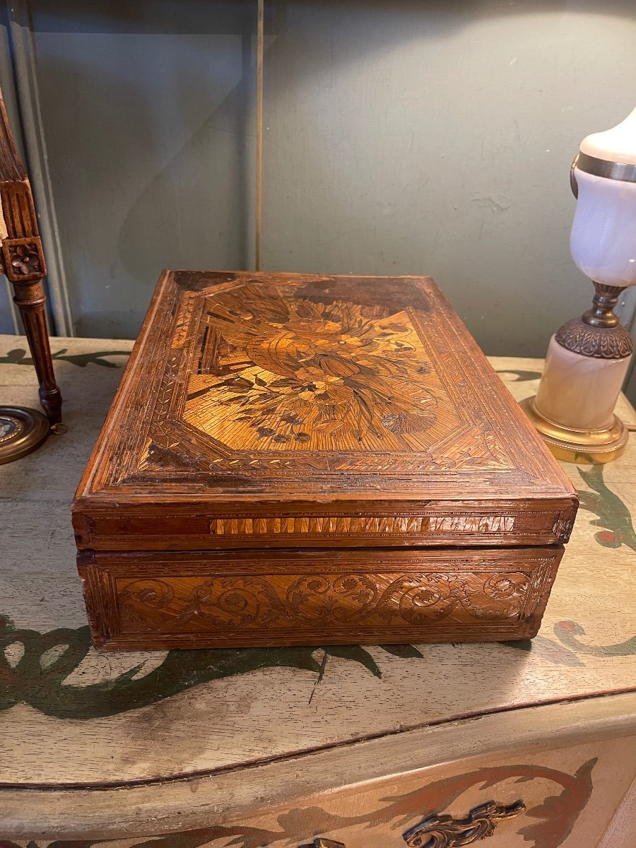 Large Straw Marquetry Box -photo-4