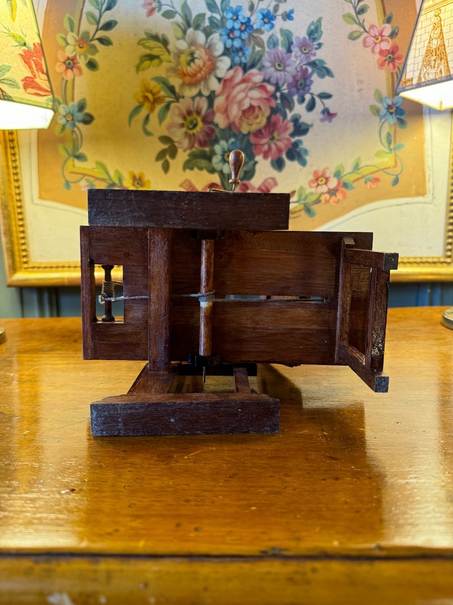 Miniature Printing Press-photo-3