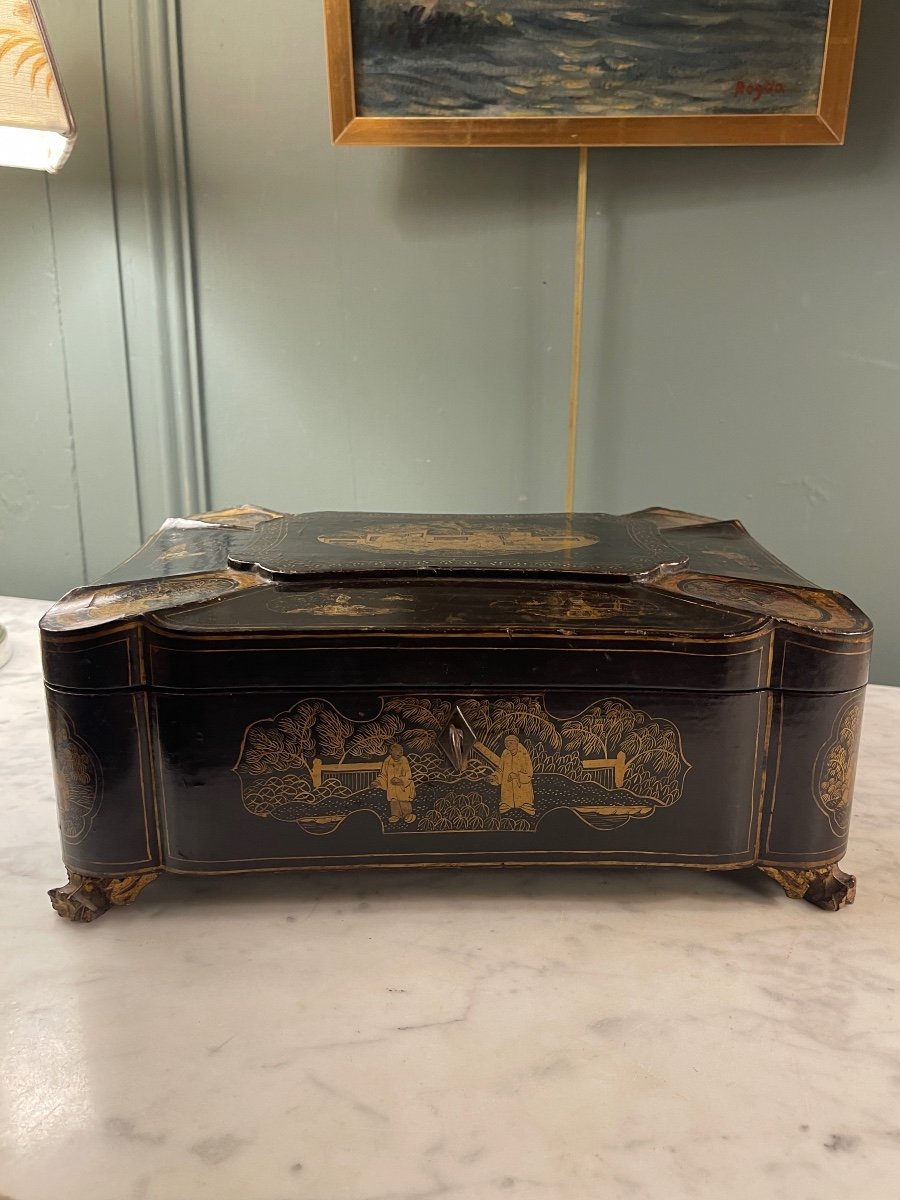 19th Century Lacquer Sewing Box-photo-3