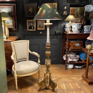 Floor Lamp In Painted And Gilded Wood, Height 155 Cm