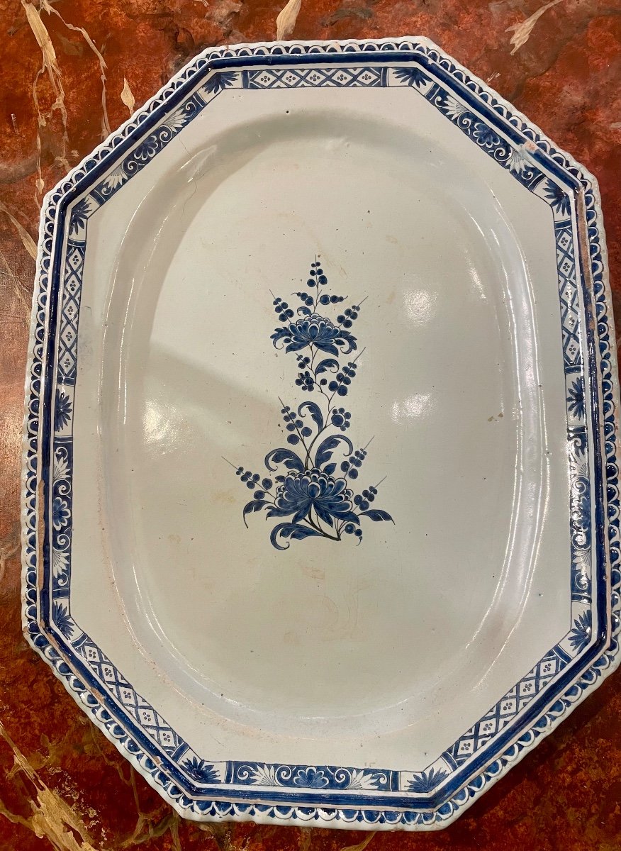 Large Rouen Dish 