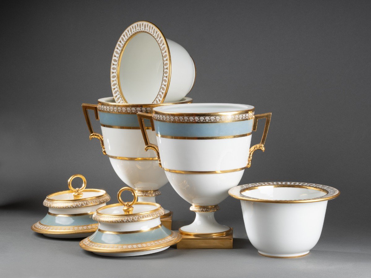 Manufacture Dihl Et Guérhard, Pair Of Coolers In White, Blue And Gold Porcelain.-photo-3