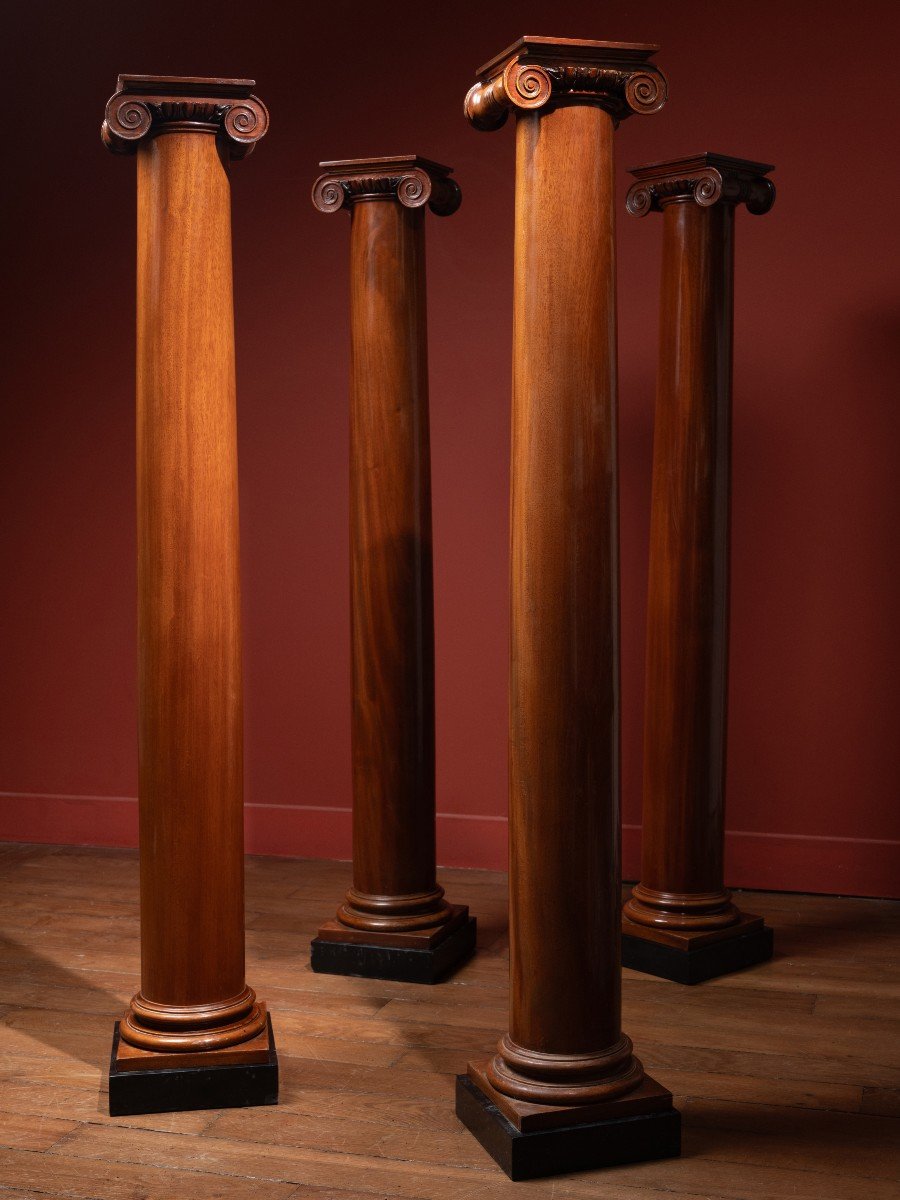 Four Ionic Mahogany Columns — 19th Century