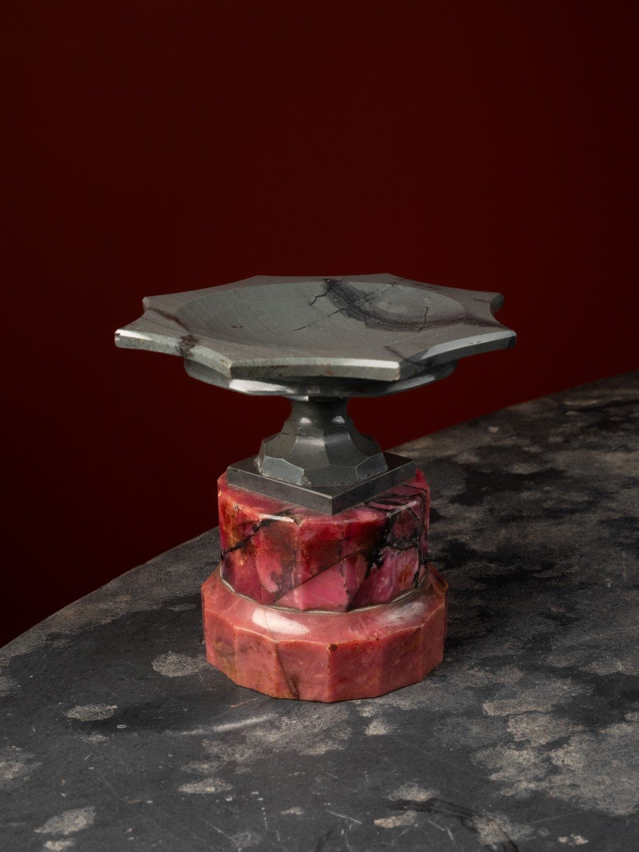 19th Century Tazza In Kalgan Jasper And Rhodonite