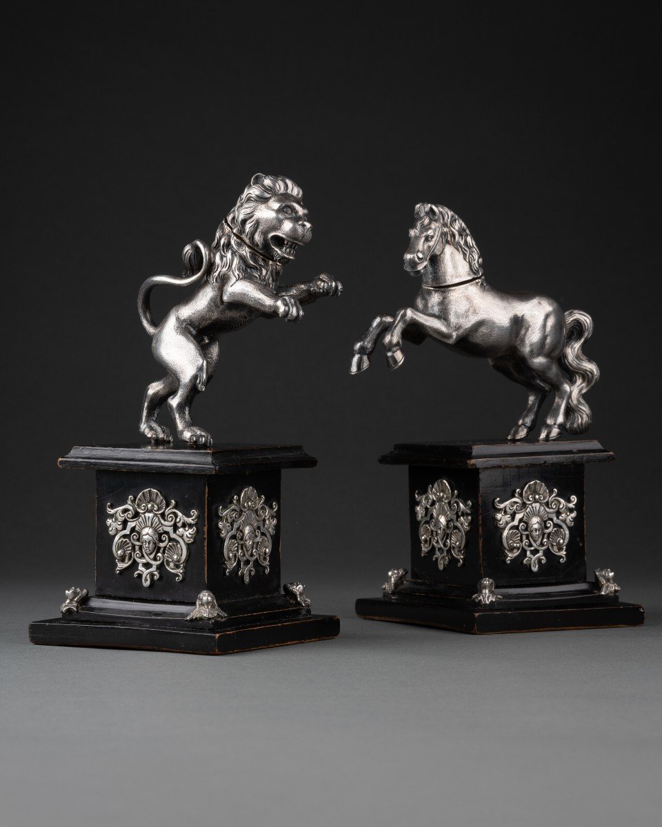 Paire de coupes à boire en forme de Cheval et de Lion, argent, Augsbourg, XVIIIe siècle-photo-2