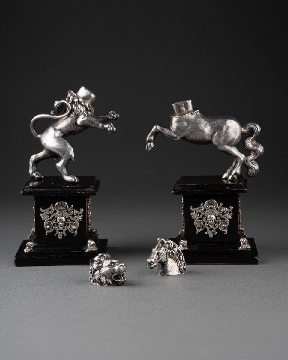 Paire de coupes à boire en forme de Cheval et de Lion, argent, Augsbourg, XVIIIe siècle-photo-3