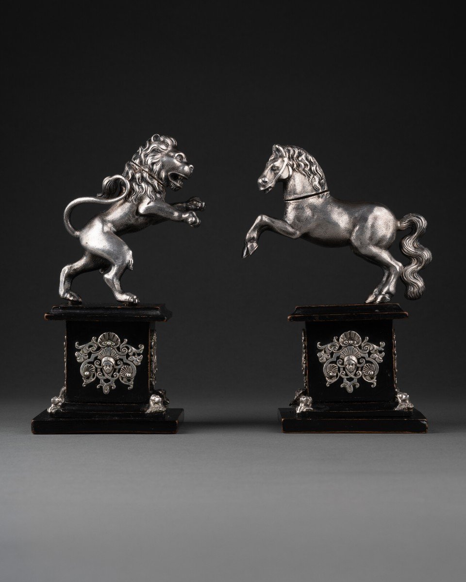 Paire de coupes à boire en forme de Cheval et de Lion, argent, Augsbourg, XVIIIe siècle