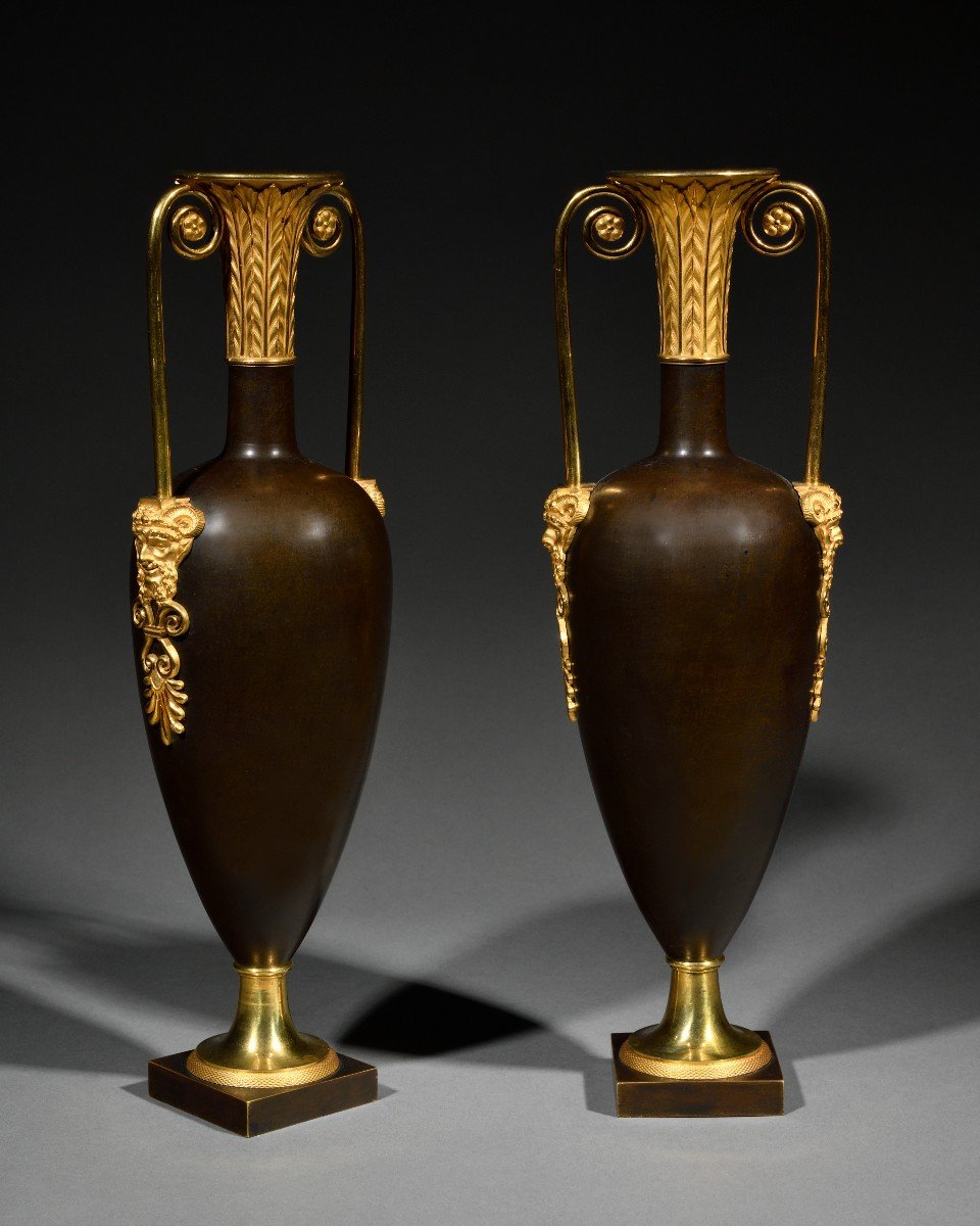 Paire De Vases Fuseau Attribués à Claude Galle – Epoque Directoire 