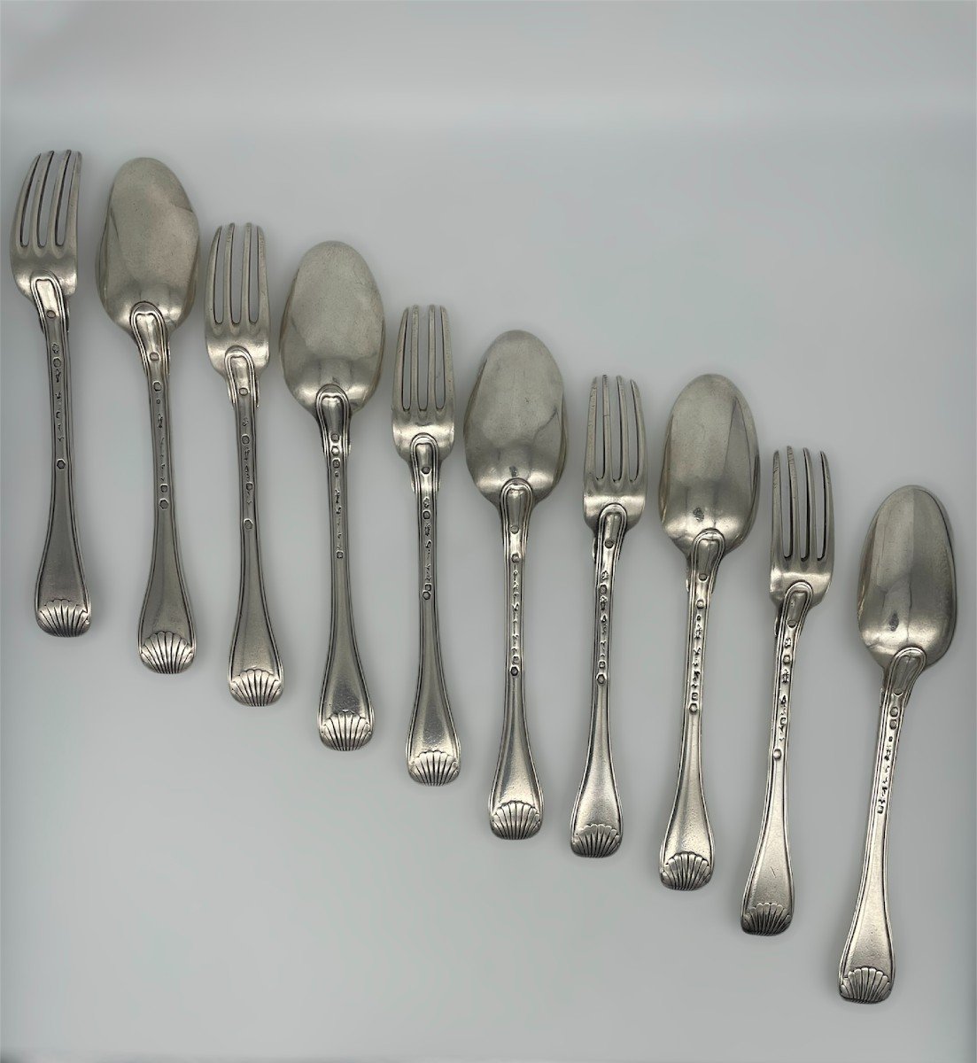 Suite De Cinq Couverts En Argent XVIIIe  Paris 1729 Coquilles -photo-3