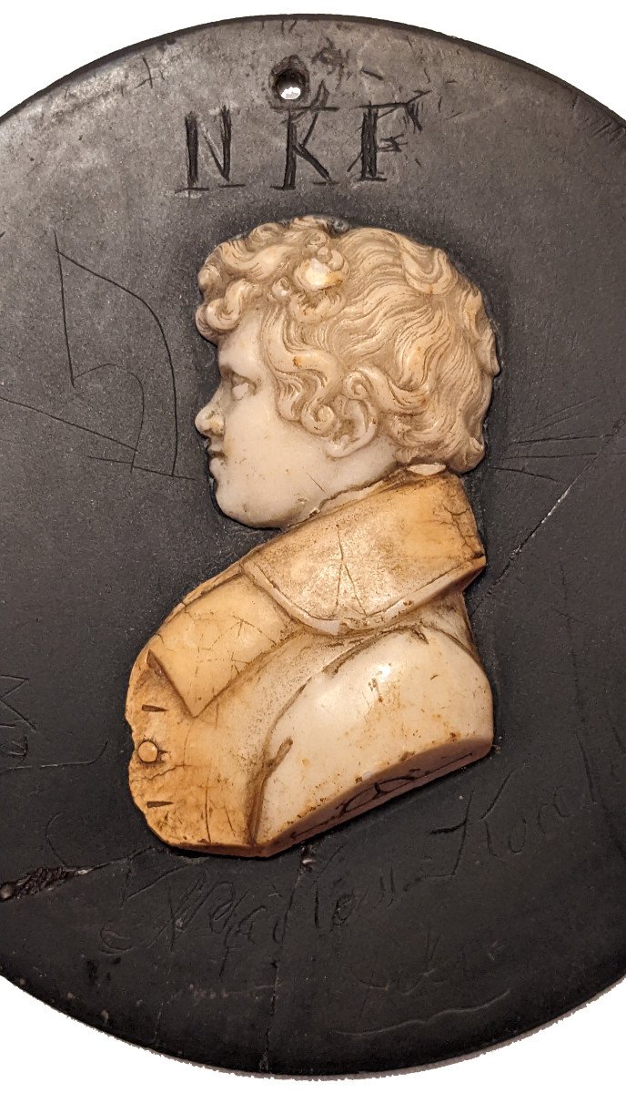 Profil d'homme en albâtre, attribué à Leonhard Posch vers 1810-photo-1