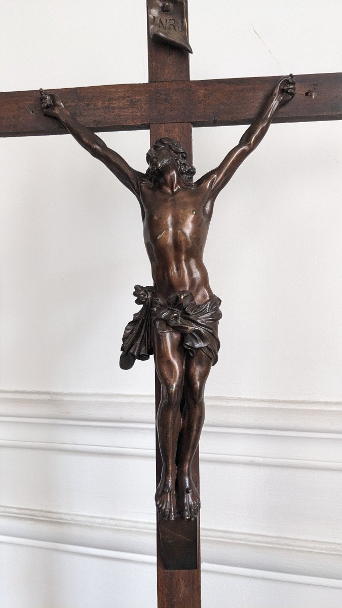 Christ d'autel en bronze du 19e siècle sur une base ancienne-photo-1