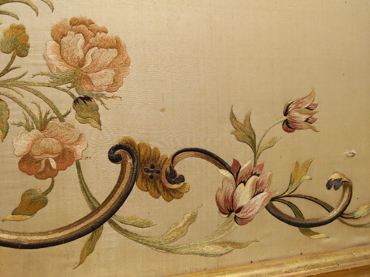 Louis XV Embroidered Silk Antependium Or Altar Front-photo-3