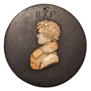 Profil d'homme en albâtre vers 1810