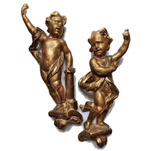 Pair Of Rococo Angels In Gilt Wood, Early XVIII Th C.