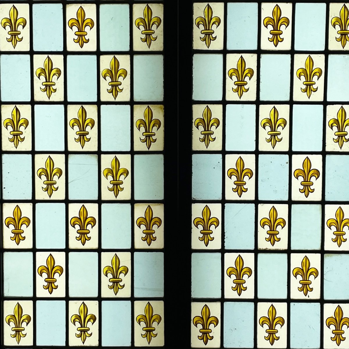 Fleur De Lys Stained Glass Window-photo-2