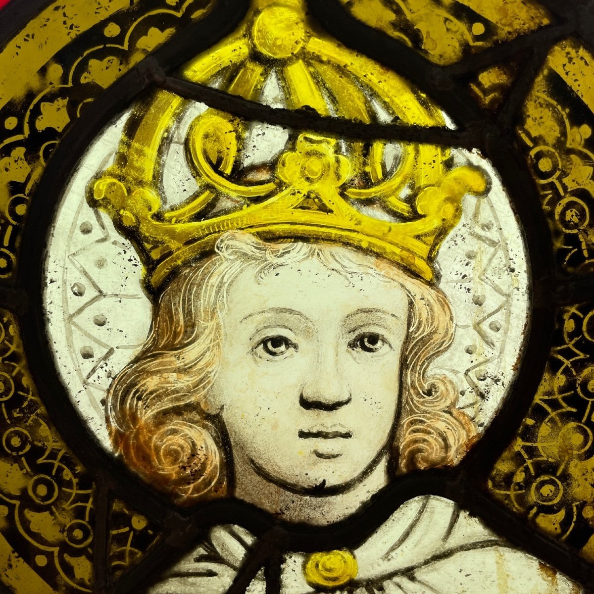 Stained Glass Medallion To The King-photo-2