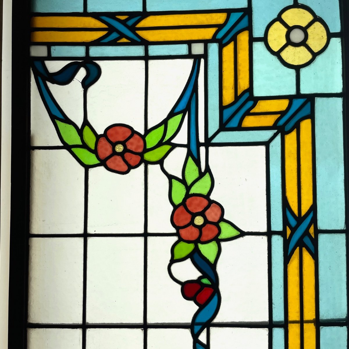 Stained Glass Window With Flower Garlands-photo-4