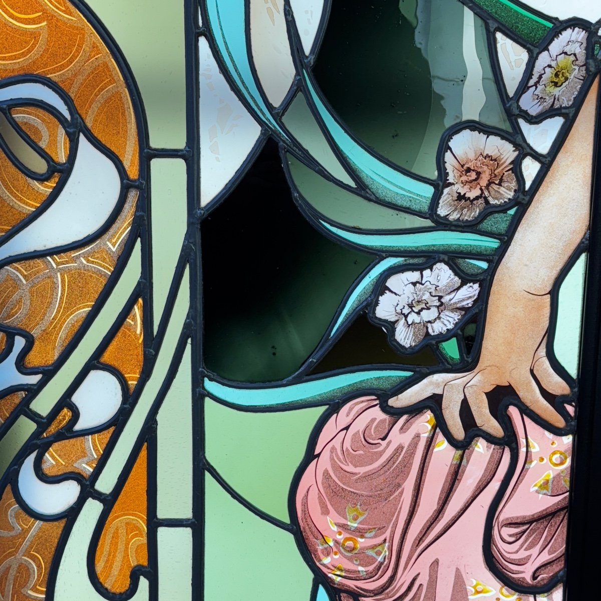 Stained Glass Stained Glass Woman With Carnation-photo-3