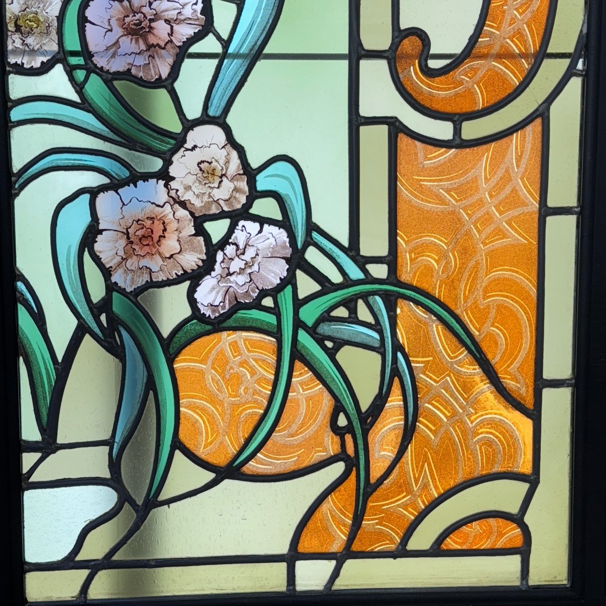 Stained Glass Stained Glass Woman With Carnation-photo-7