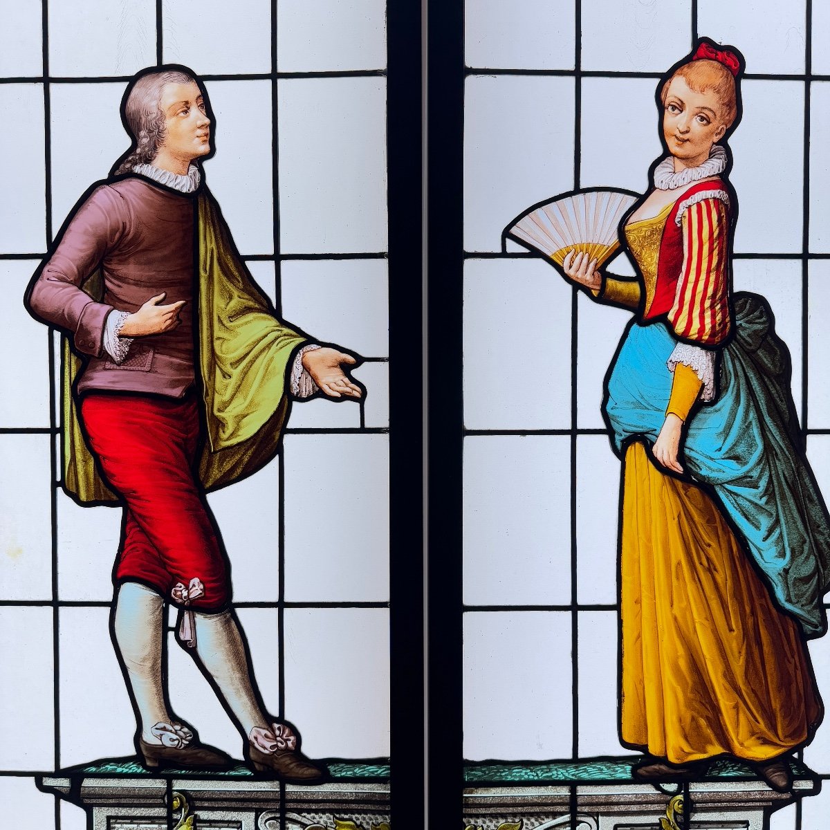 Stained Glass Couple With Fan (h191cm L104cm)-photo-1