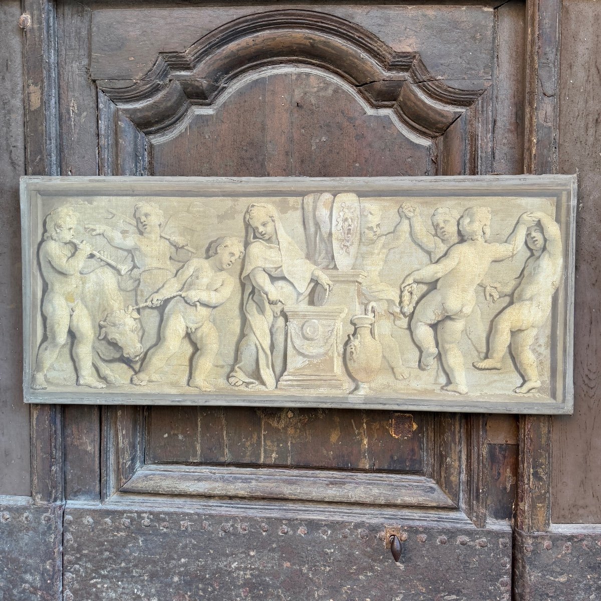 Pair Of Door Toppers With Putti-photo-3