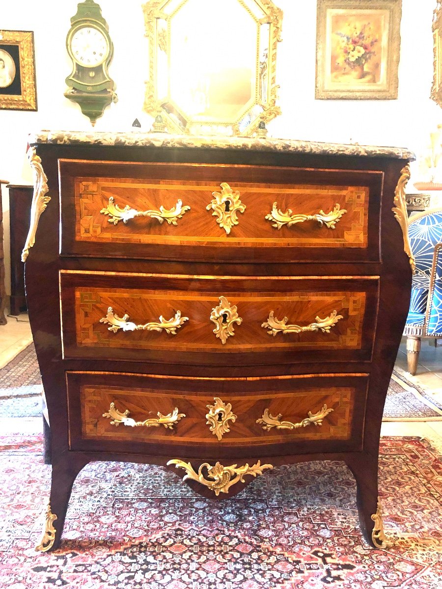 Commode Louis IV estampillée François Reizell