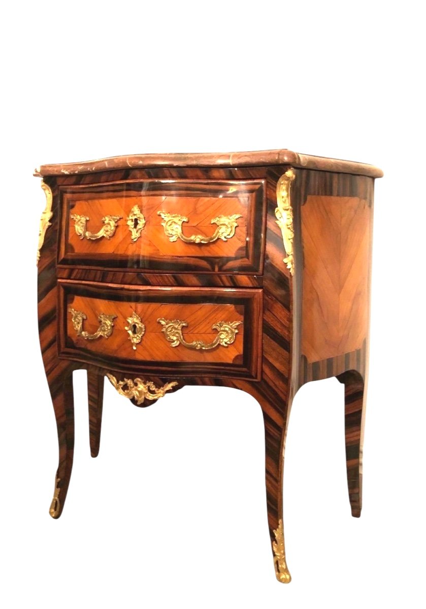 Louis XV Sauteuse Commode